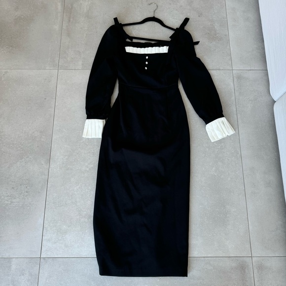 LICHI CONTRAST MIDI DRESS - Picture 2 of 11